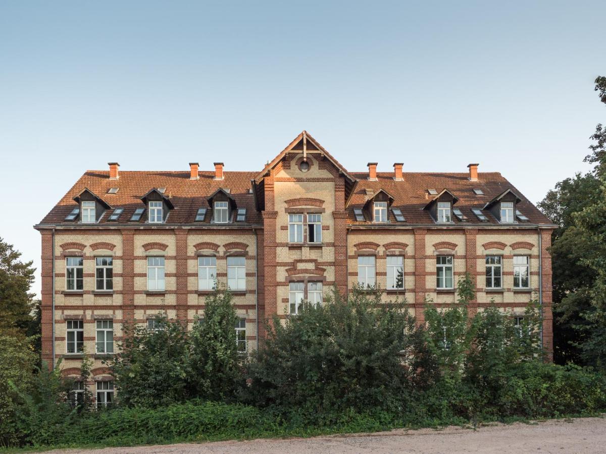 Schwarzlins Loftraum - Stilvolles Apartment Mit Smart Tv, Netflix, Disney Plus, Schnellem Wlan, Parken, Nespresso Sankt Ingbert Luaran gambar